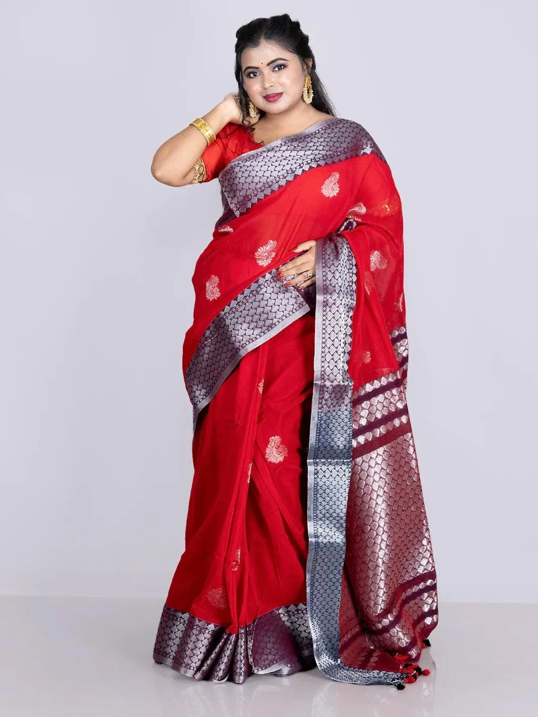 Elegant Red Allover Blend Cotton Handloom Saree