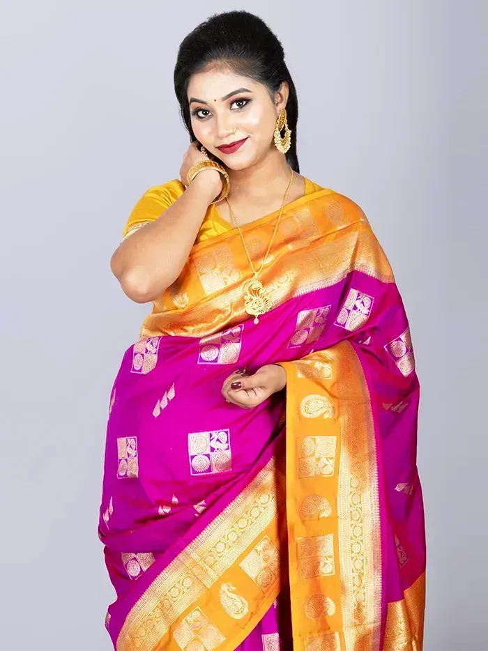 Purple Par Anchal Buti Katan Kanjivaram Silk Saree