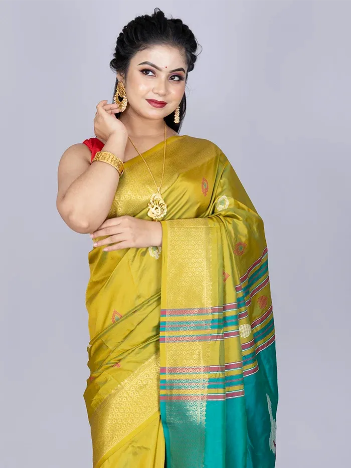 Elegant Green Katan Kalakshetra Silk Saree