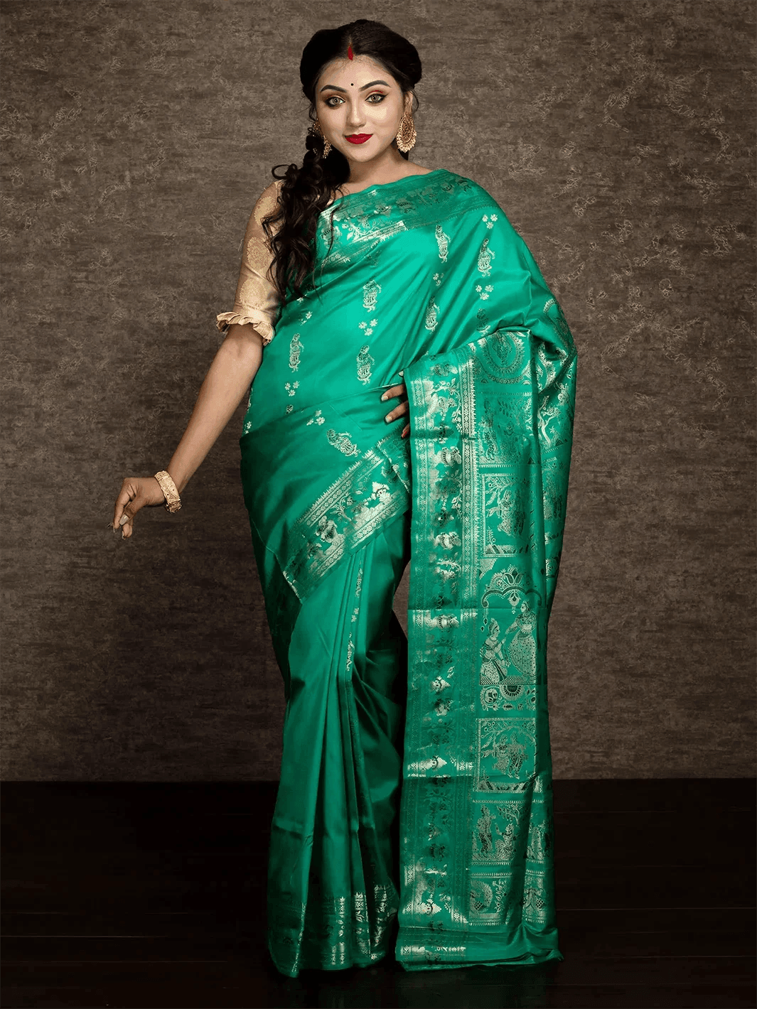 Caribbean Green Traditional Minakari Swarnachari Silk Saree - WeaversIndia