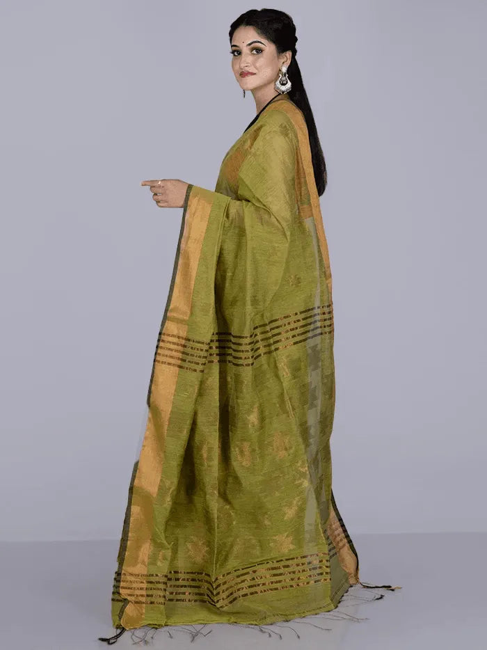 Elegant Apple Green Par Anchal Buti Handloom Saree - WeaversIndia