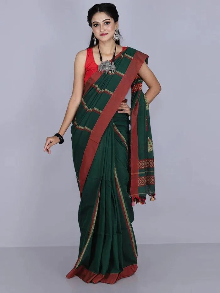 Elegant Green Par Anchal Buti Cotton Saree - WeaversIndia