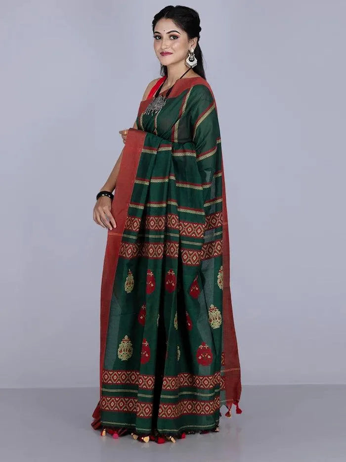 Elegant Green Par Anchal Buti Cotton Saree - WeaversIndia