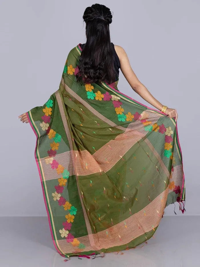 Elegant Green Par Anchal Buti Handloom Saree - WeaversIndia