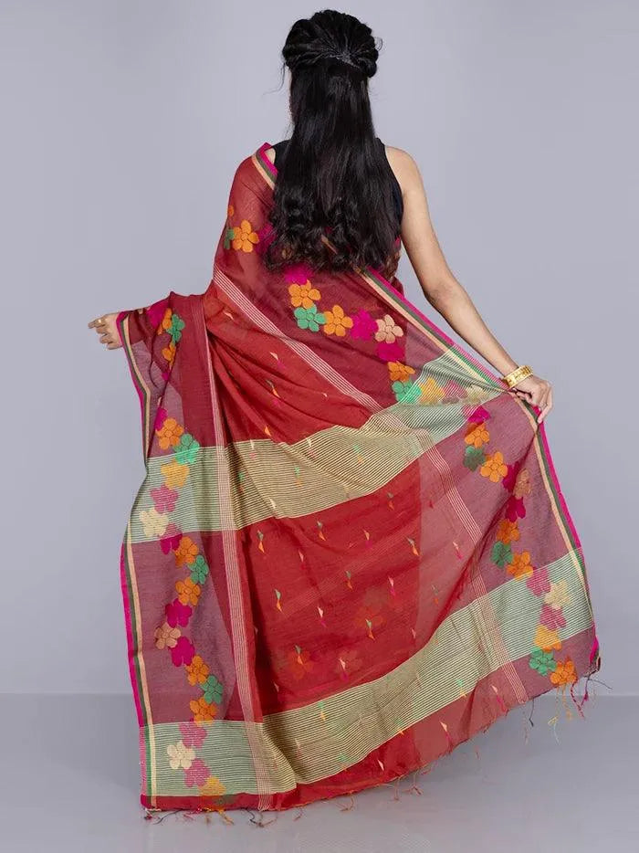 Elegant Maroon Par Anchal Buti Handloom Saree - WeaversIndia