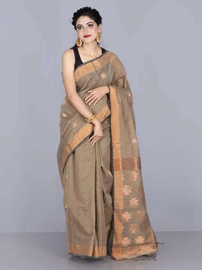 Elegant Sand Par Anchal Buti Handloom Saree - WeaversIndia