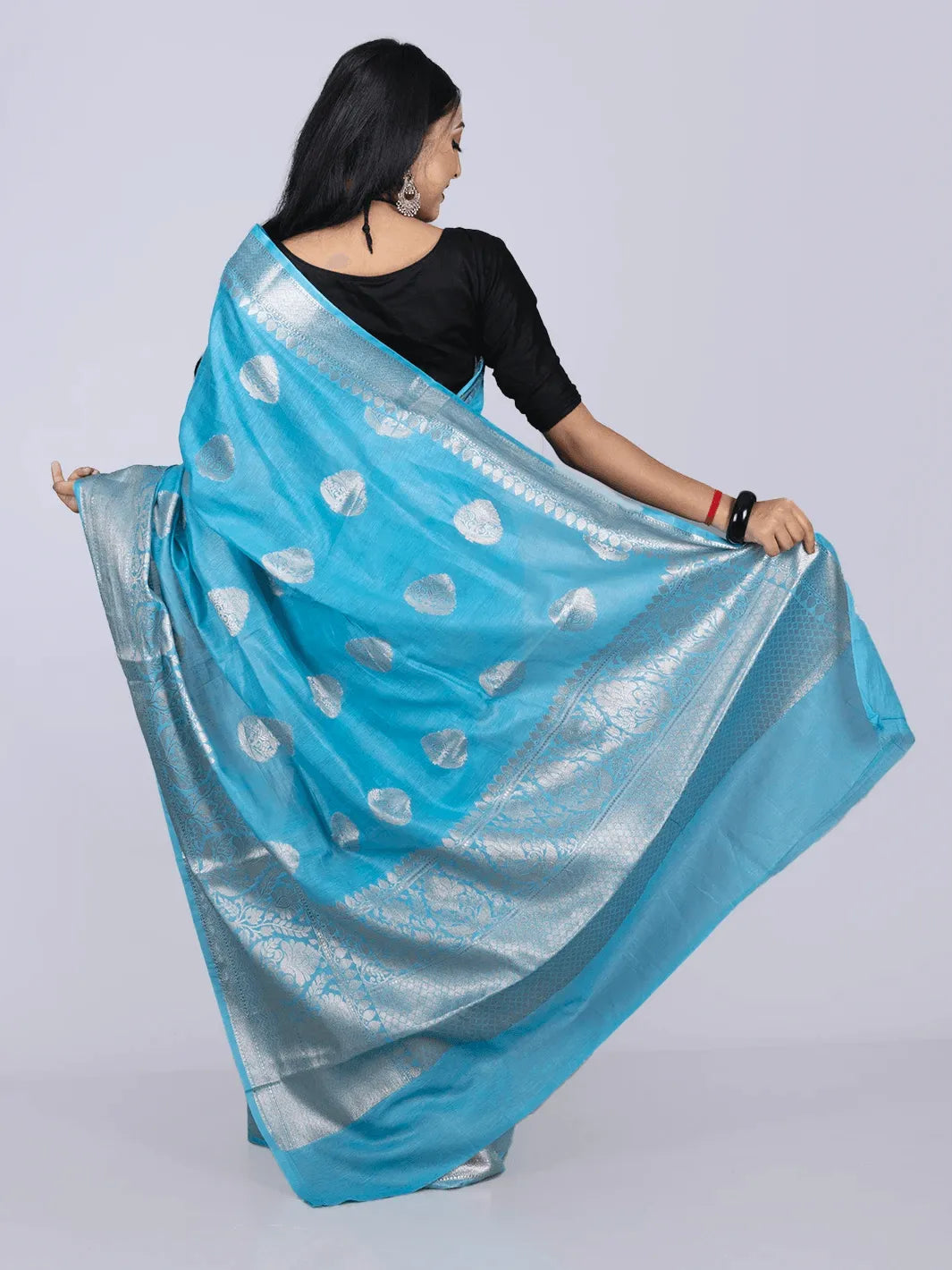 Elegant Sky Blue Par Anchal Buti Linen Silk Saree - WeaversIndia