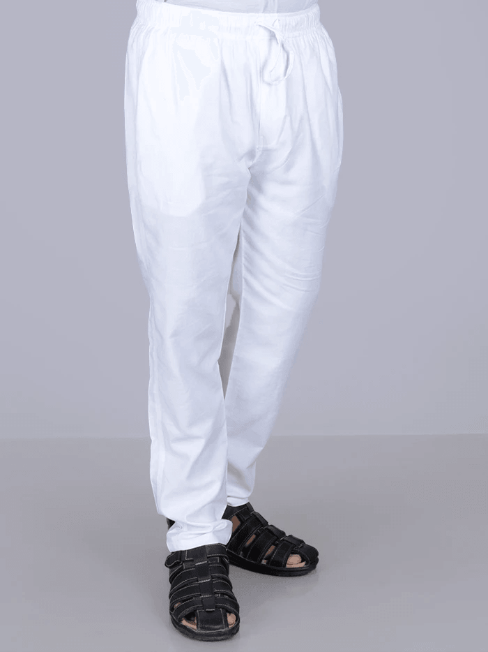 Men White Solid Chain Pocket Cotton Pajama - WeaversIndia