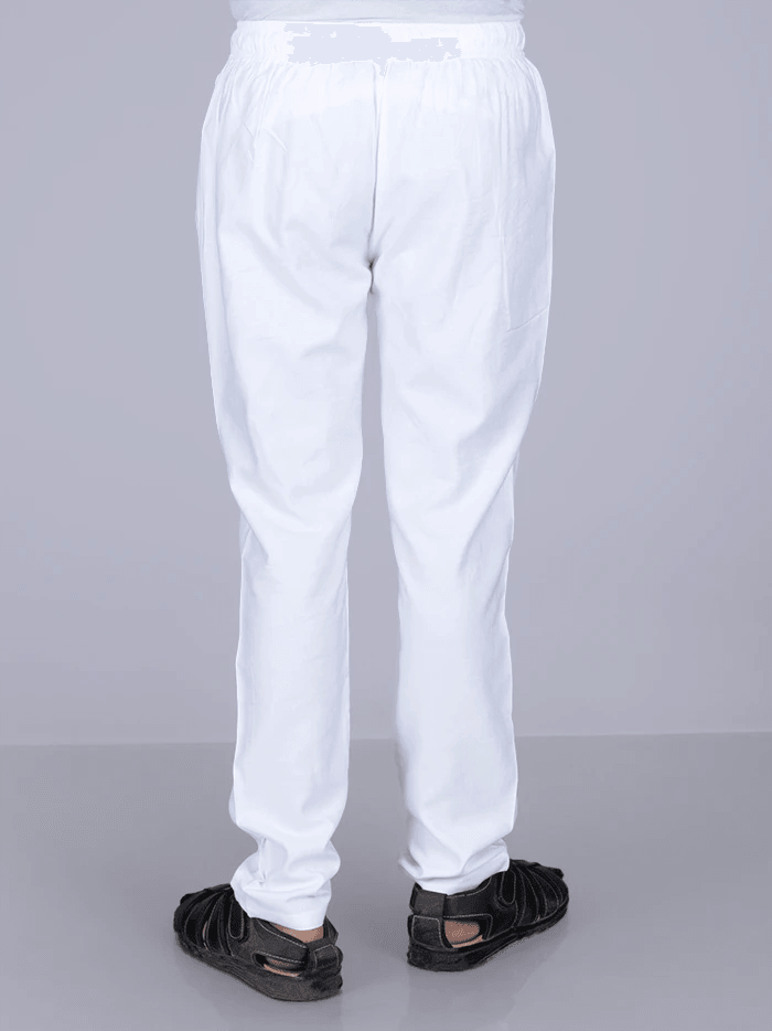 Men White Solid Chain Pocket Cotton Pajama - WeaversIndia