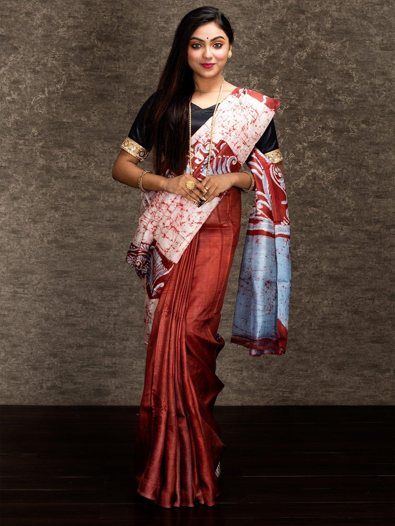 Hand Batik Pure Silk Saree in Beige and Brick Red – Bengal Looms India