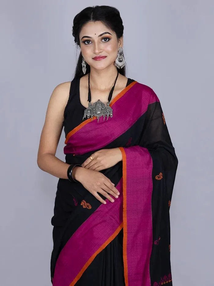 Wonderful Black Par Anchal Buti Cotton Saree - WeaversIndia